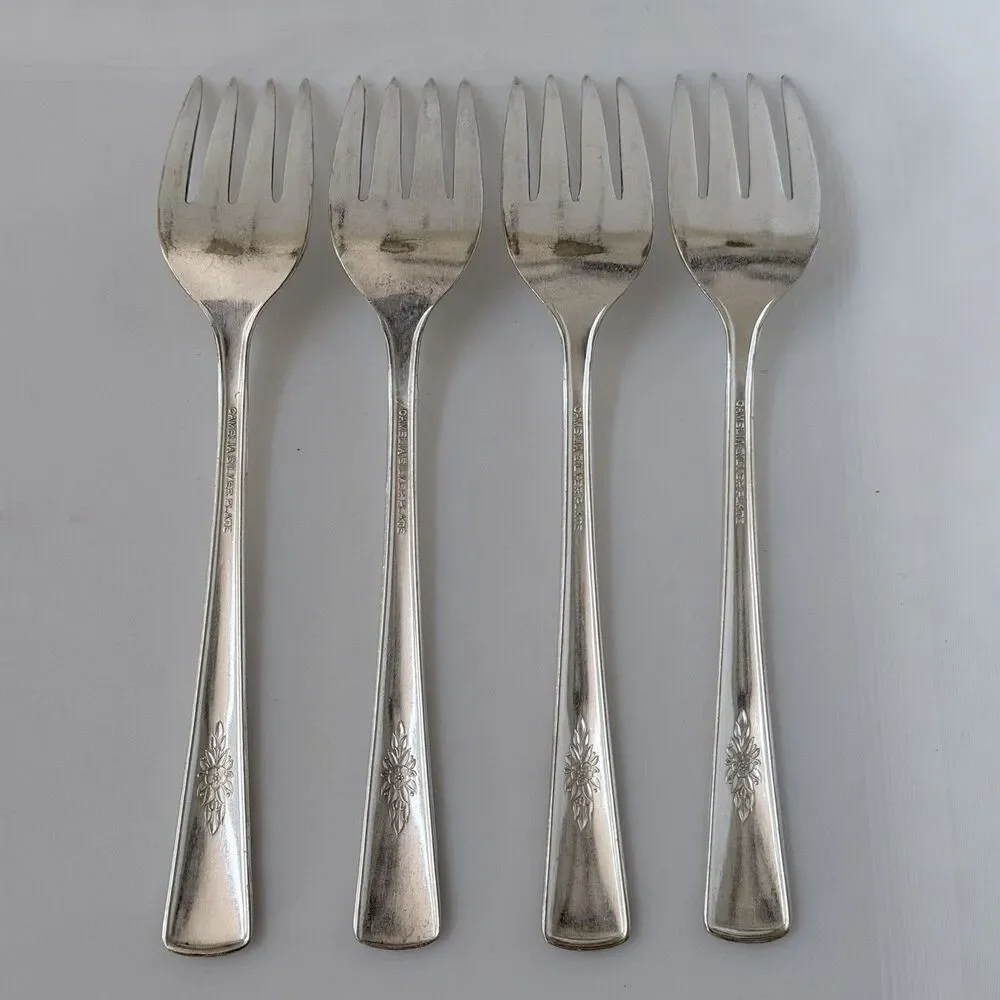 4pc International Silver Camelia Salad Fork 6” Silverplate 1940